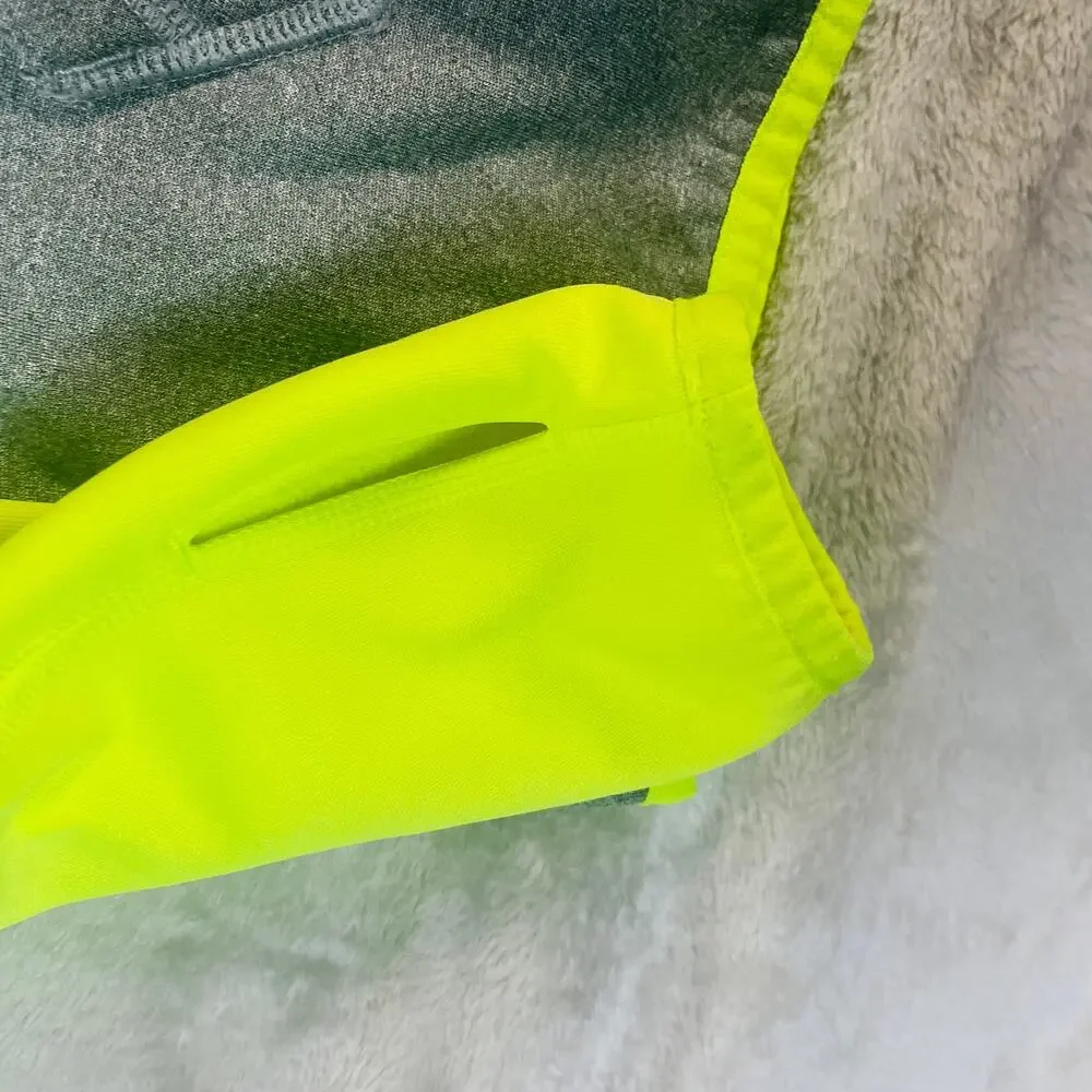 Nike Therma-FIT Men’s Medium Gray Volt Neon Pullover Hoodie Thumbhole Athletic